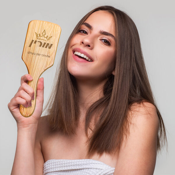 מברשת עם מיתוג